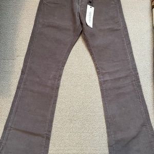 Levi’s Premium Skinner Jean Beautiful taupe corduroy 30x32 bootcut Jean BNWT